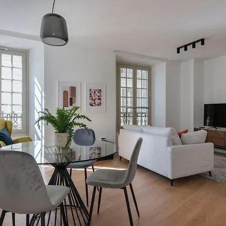 Key-wise Luxury Alcantara Plaza Teatro 2r Free Parking Apartament Malaga